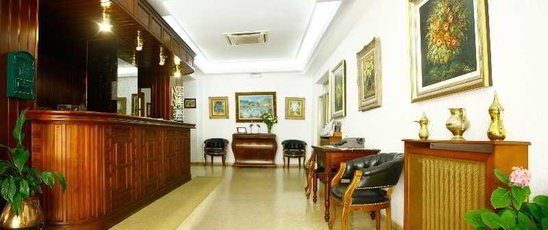 Hotel Gaya Peguera Exterior photo